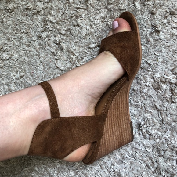 Brown Sandals - Picture 11 of 13